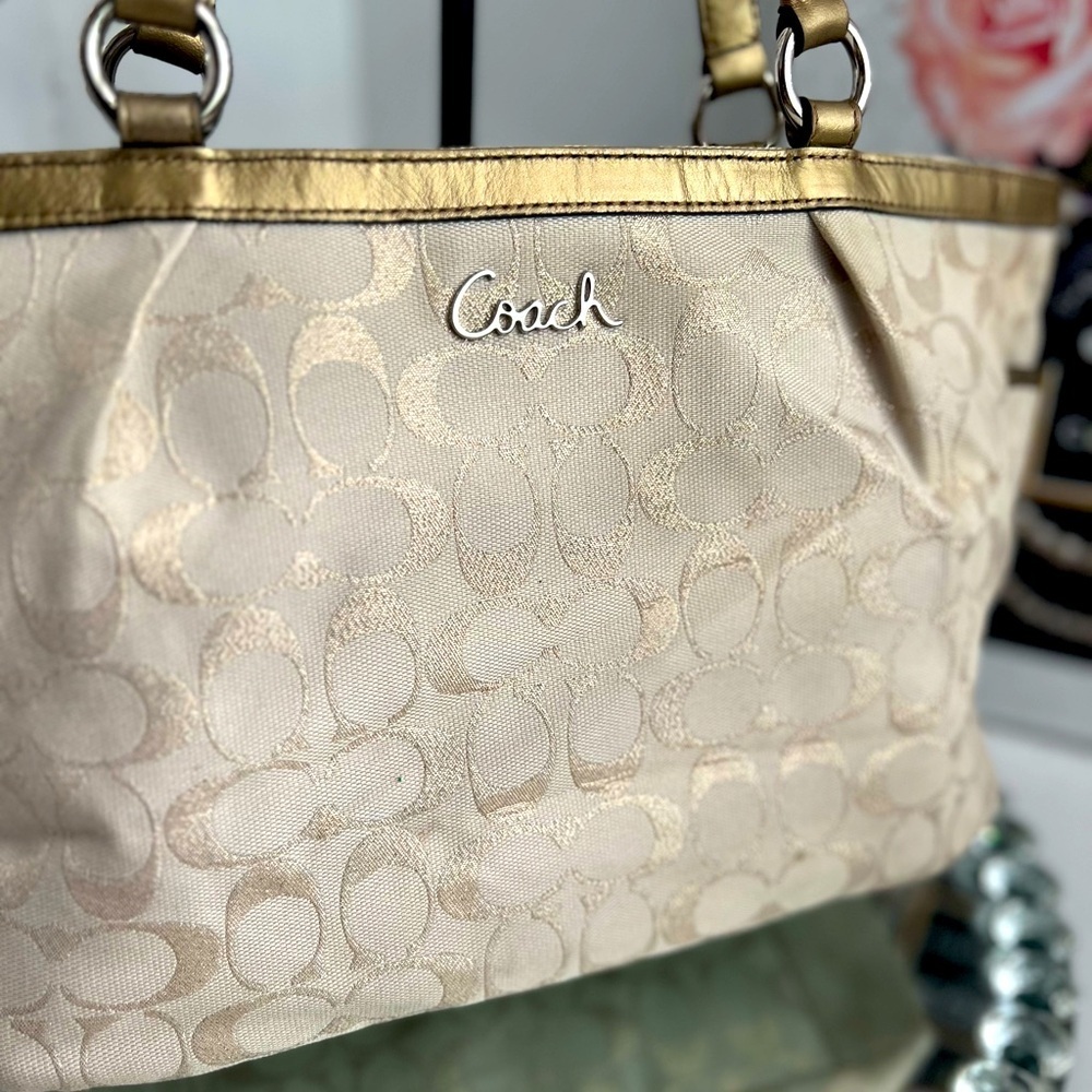 Coach gold Metallic canvas and leather tote bag - Picture 7 of 10